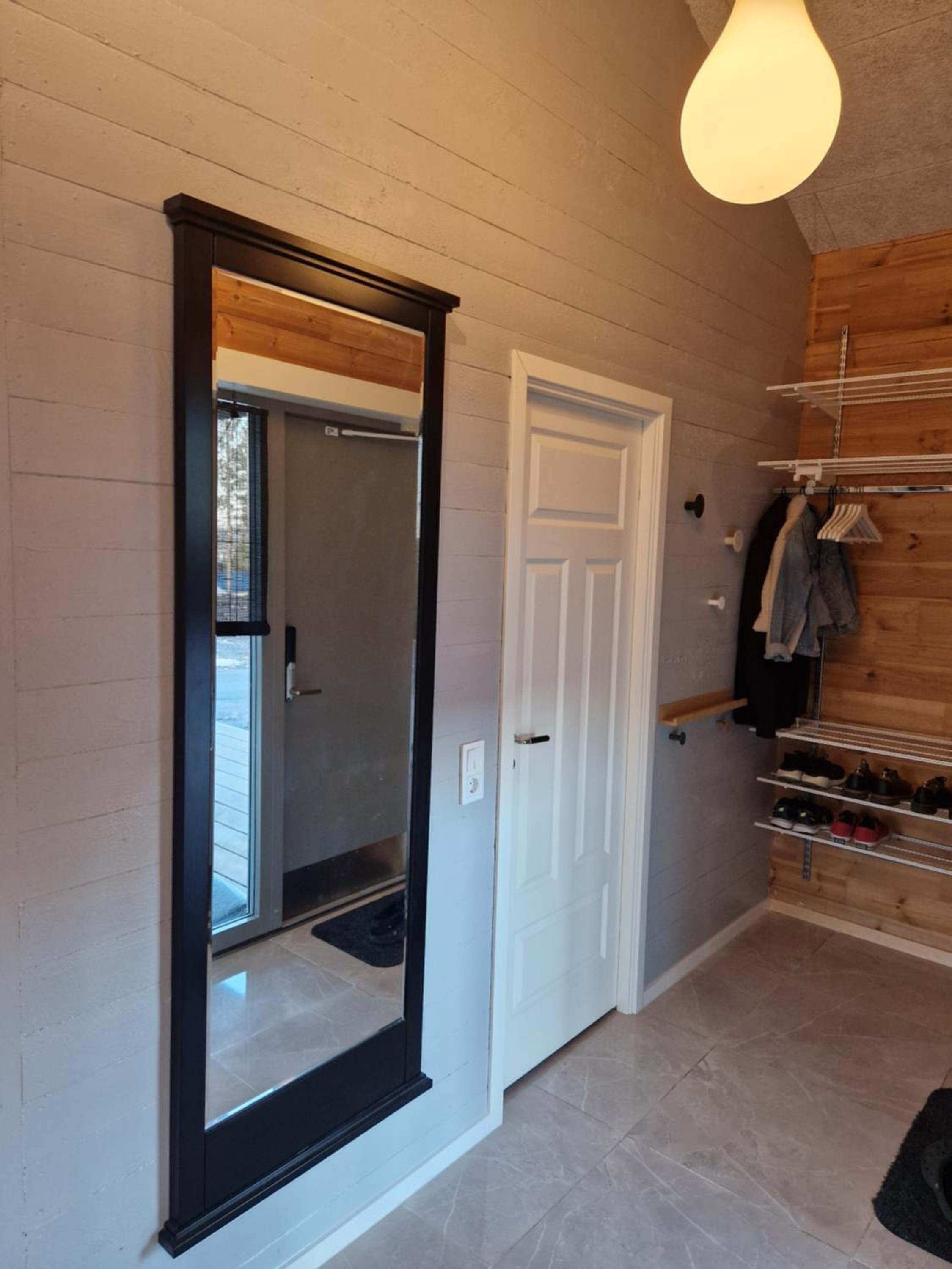 ArcticStay Timmerstugan - Authentic Log Cabin in Gällivare