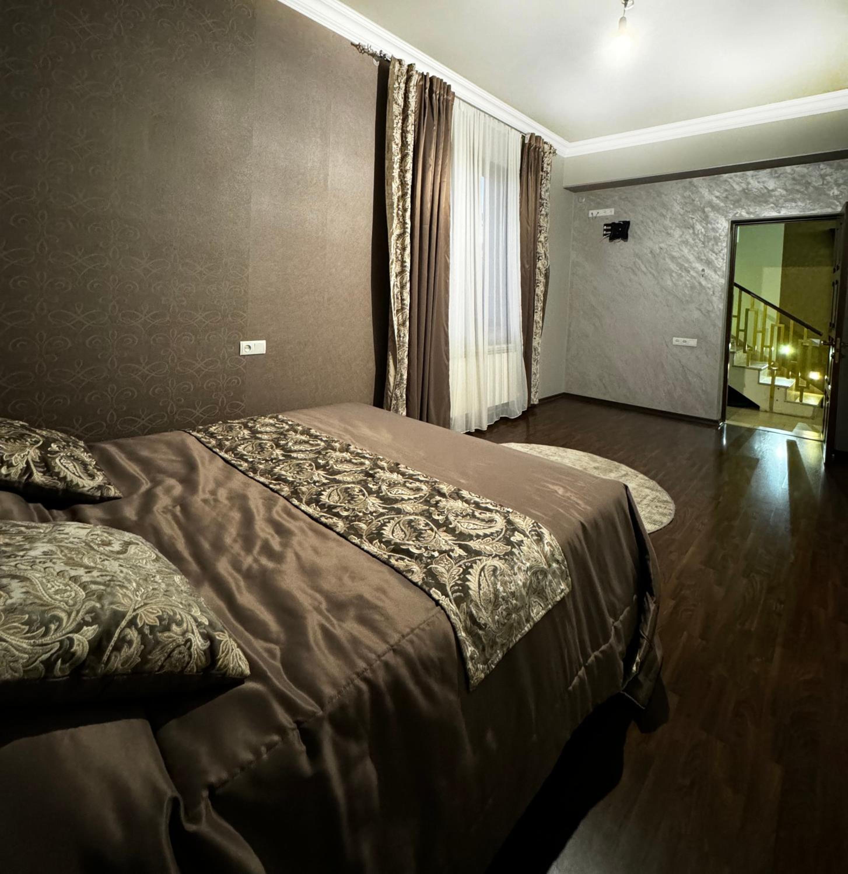 Dzoraghbyur G House