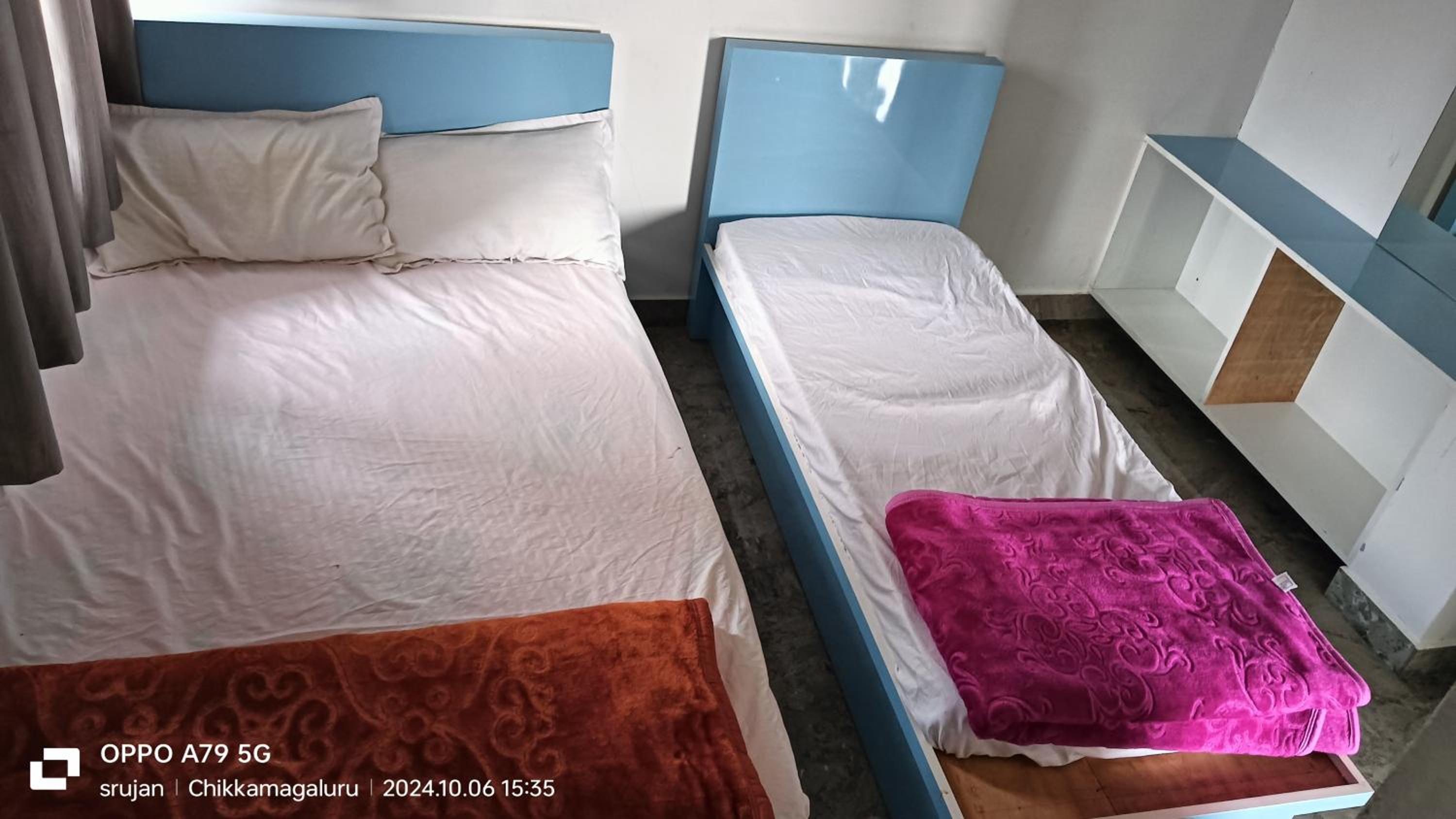 Giridhama homestay