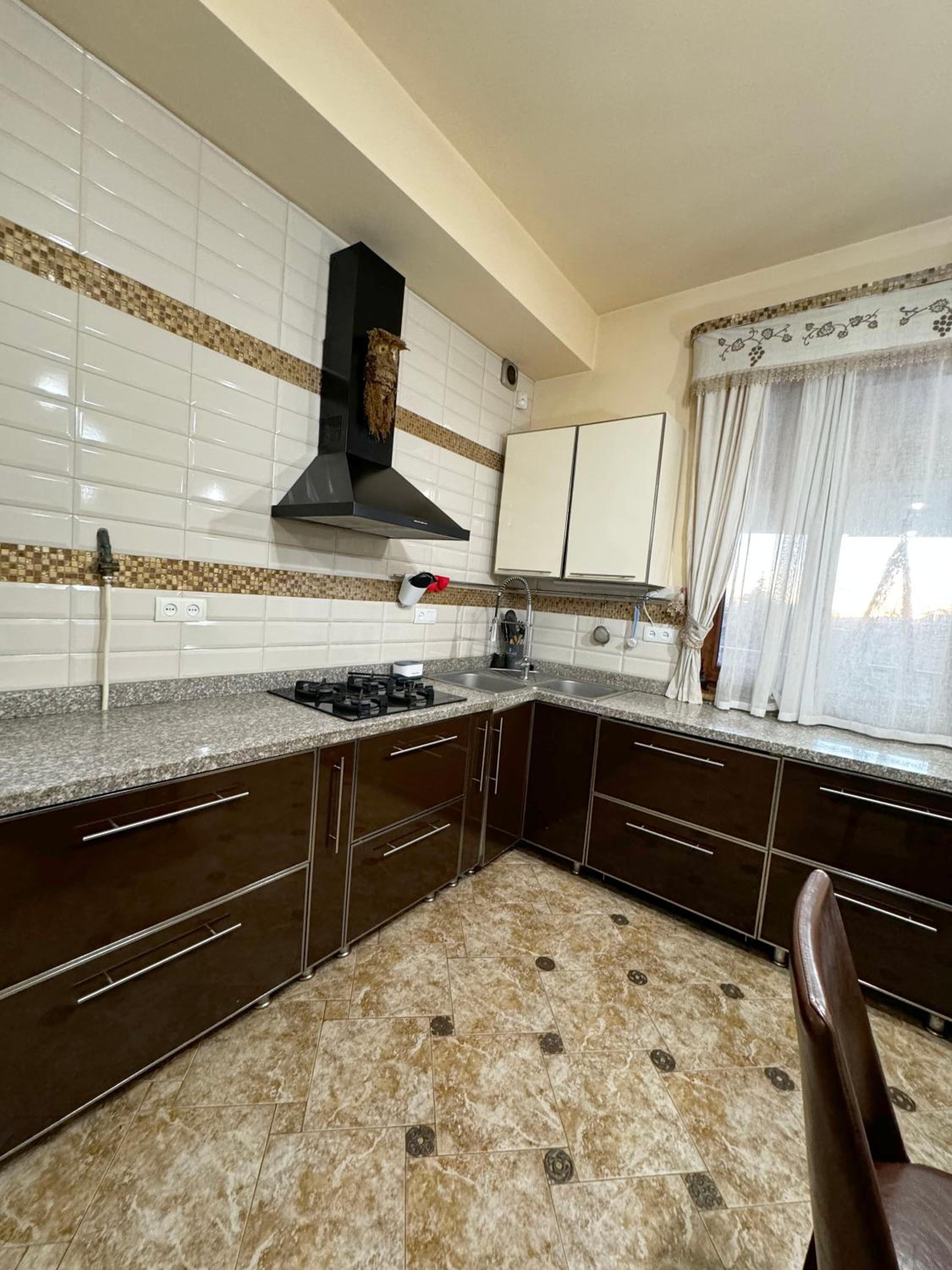 Dzoraghbyur G House
