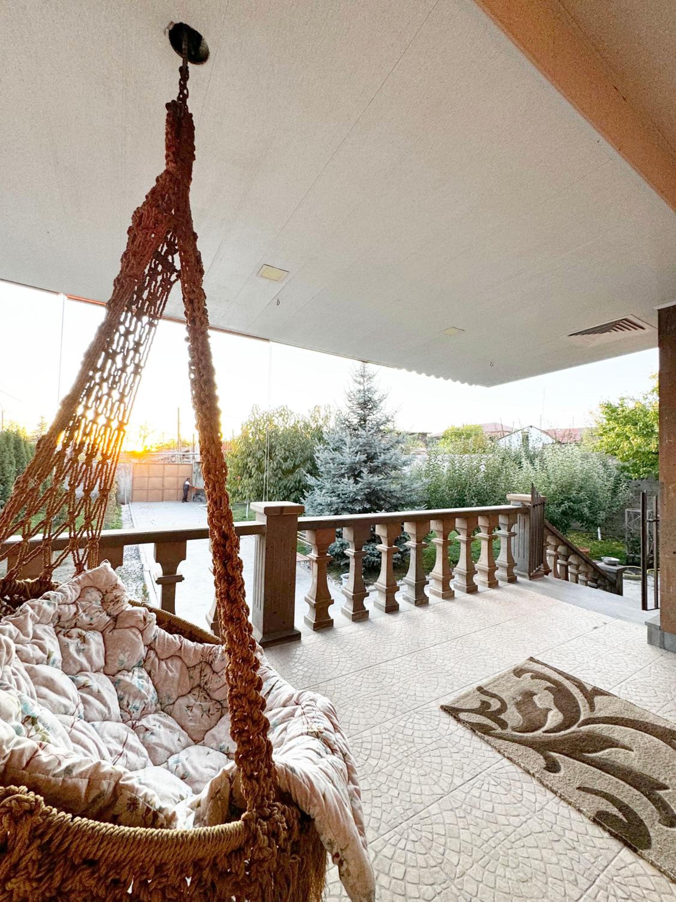 Dzoraghbyur G House