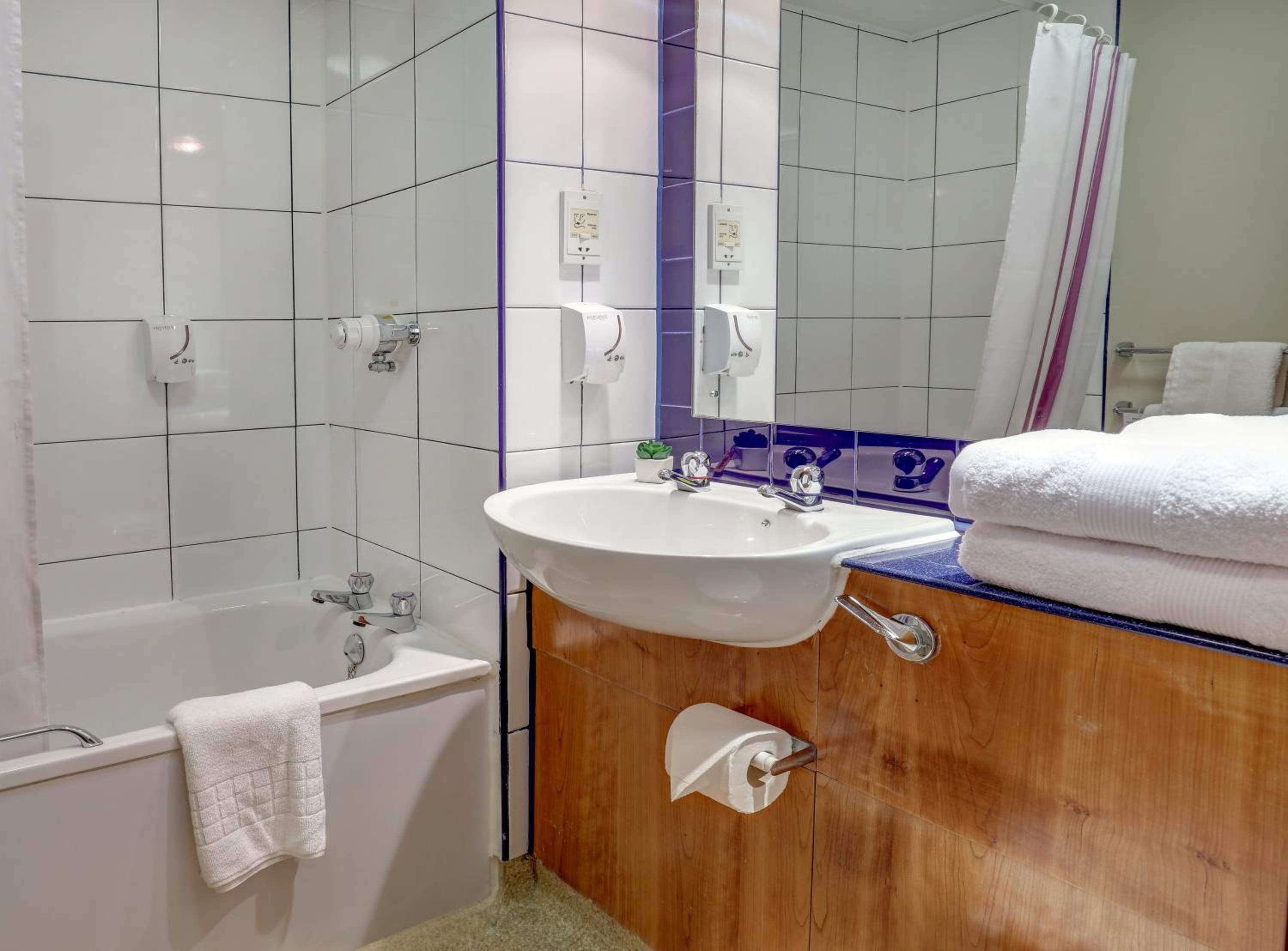 Knutsford Vacations - Casa Mere Manchester Airport, Knutsford, Sure Collection by Best Western - Property Image 28