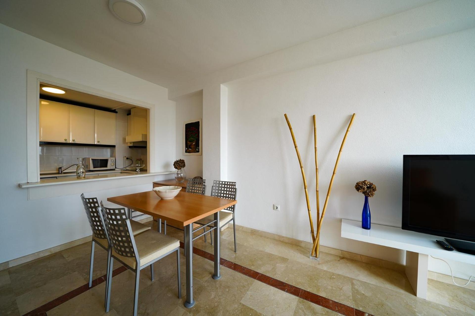Amplio apartamento en Campoamor