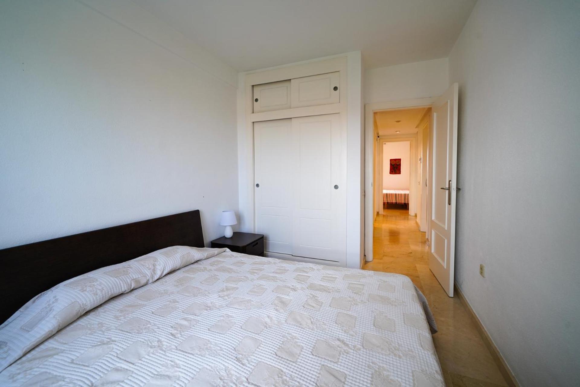 Amplio apartamento en Campoamor