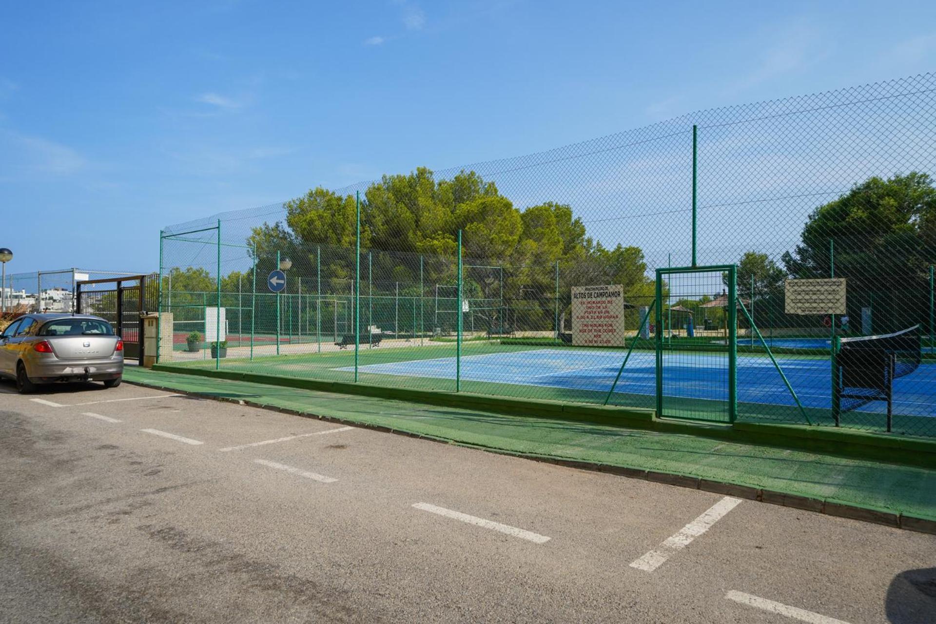 Amplio apartamento en Campoamor
