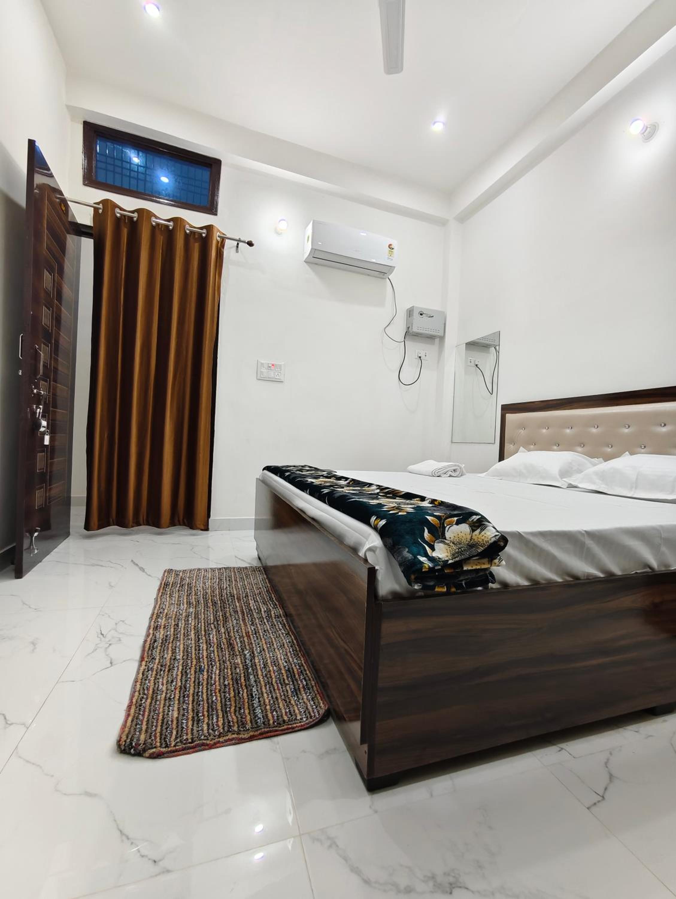 Bharat Raj Homestay By GRB
