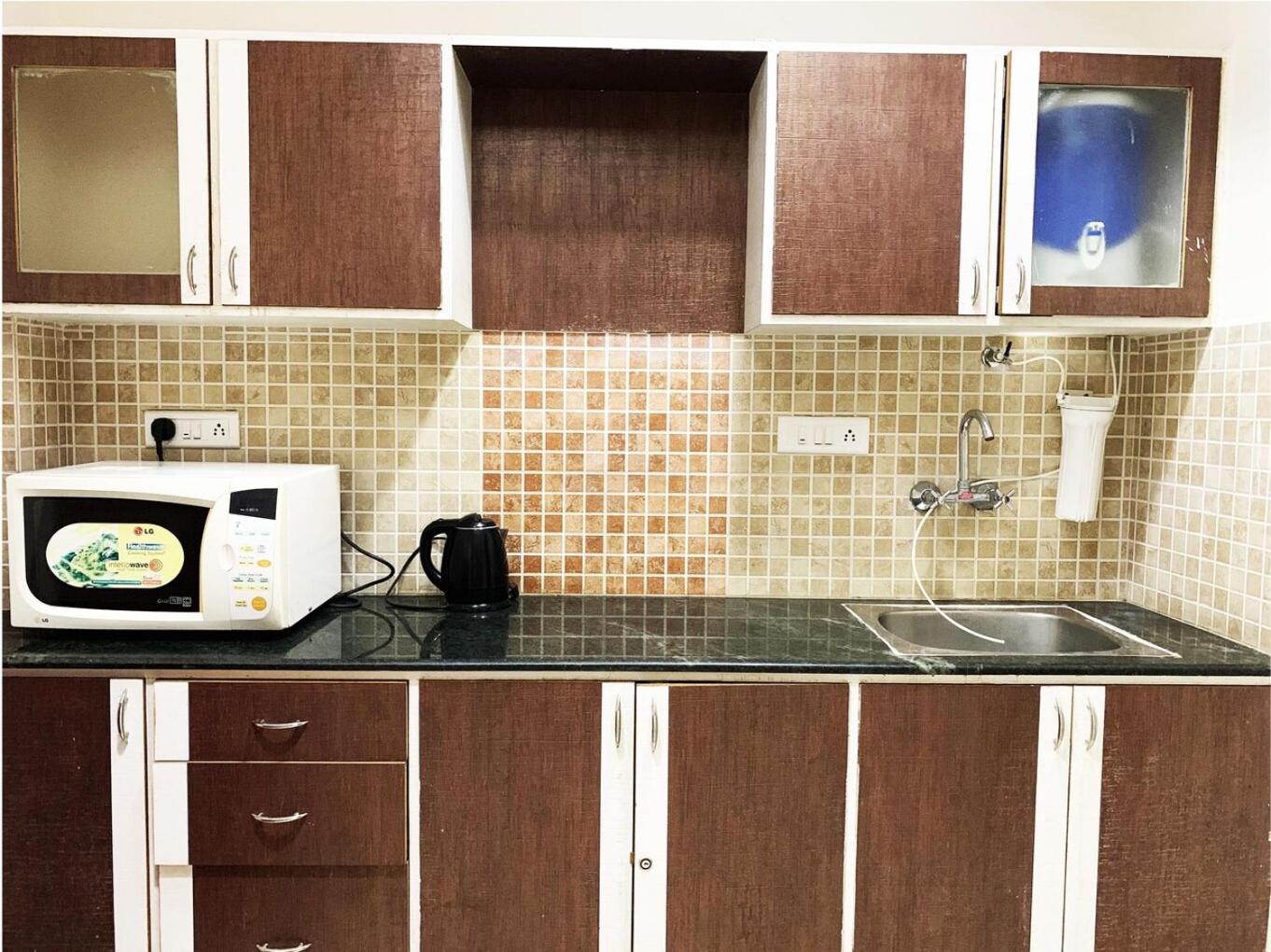 tanour lux service apartment koramangala