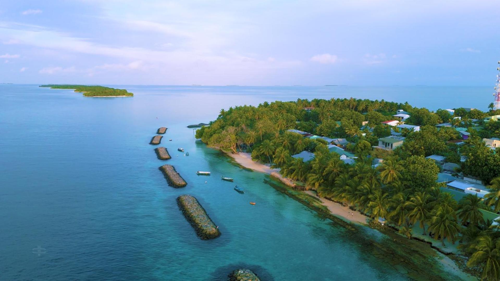 Kendhoo holidays