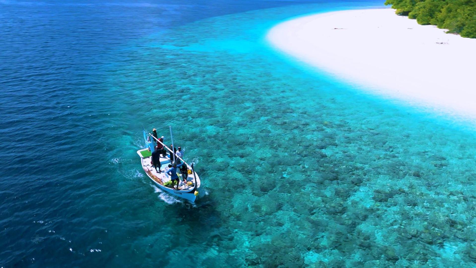 Kendhoo holidays