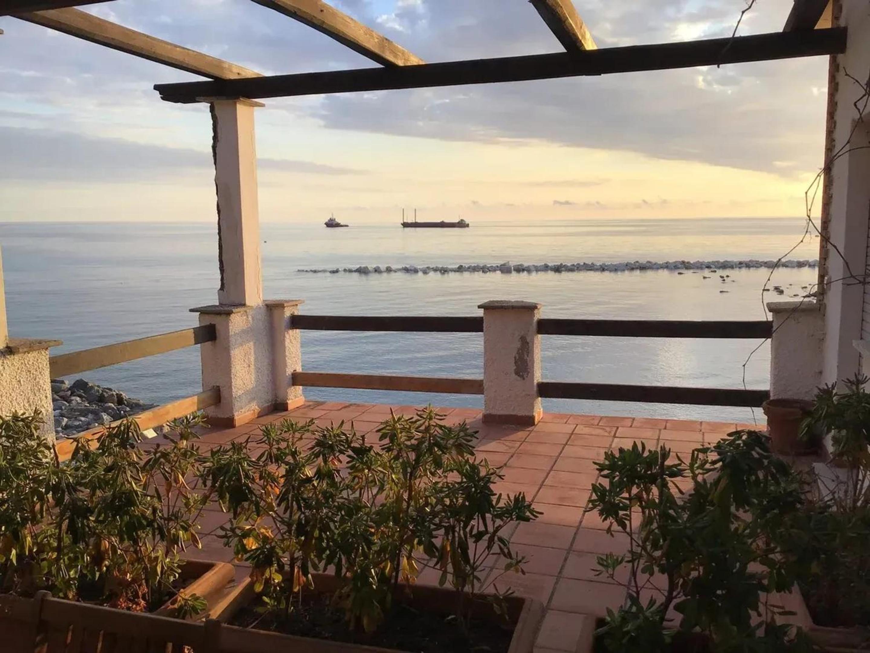 Cozy Apartment in Cittadella del Capo with Sea View photo 3