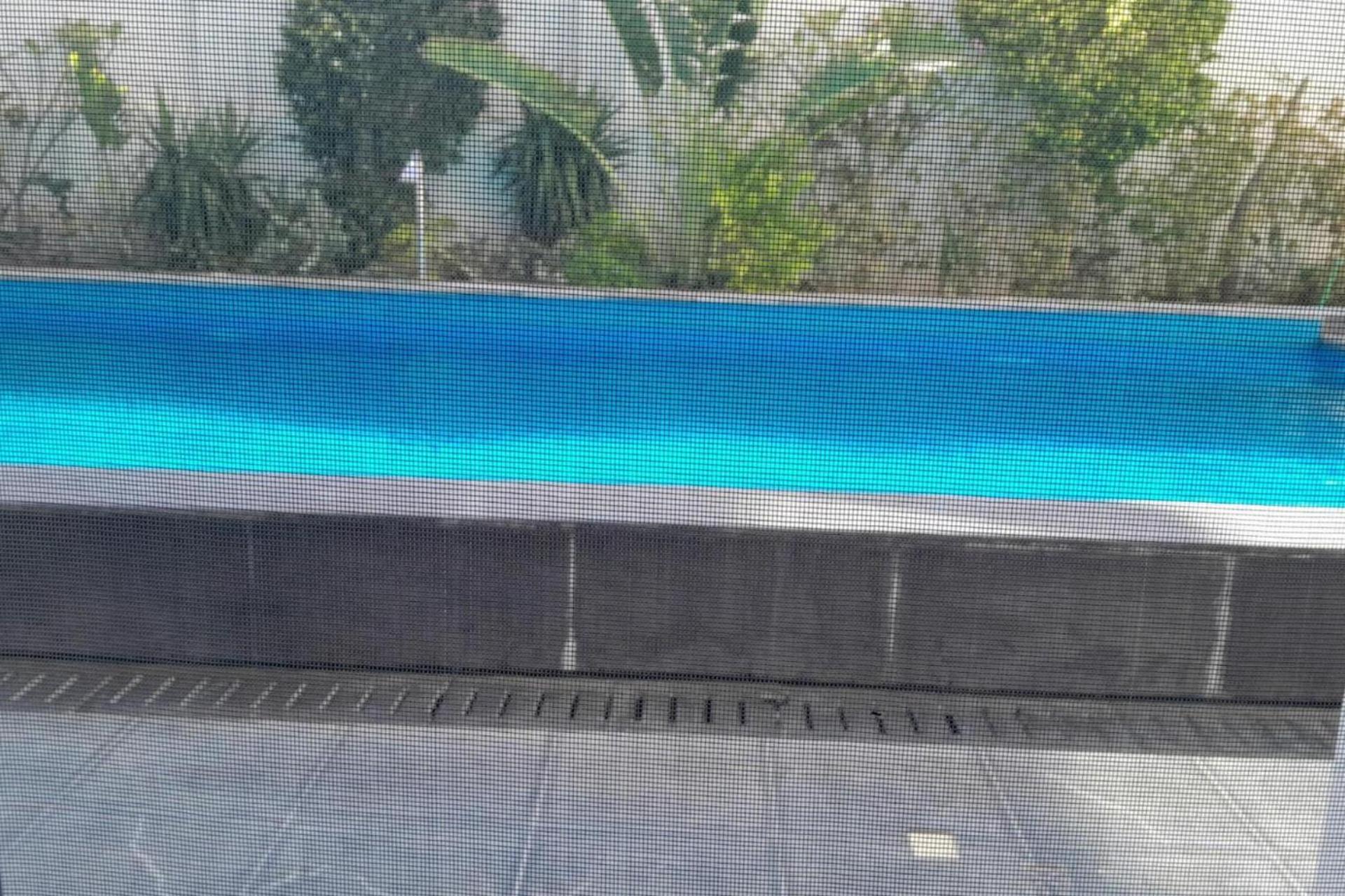 Spacious and modern one bed in hurhgarda