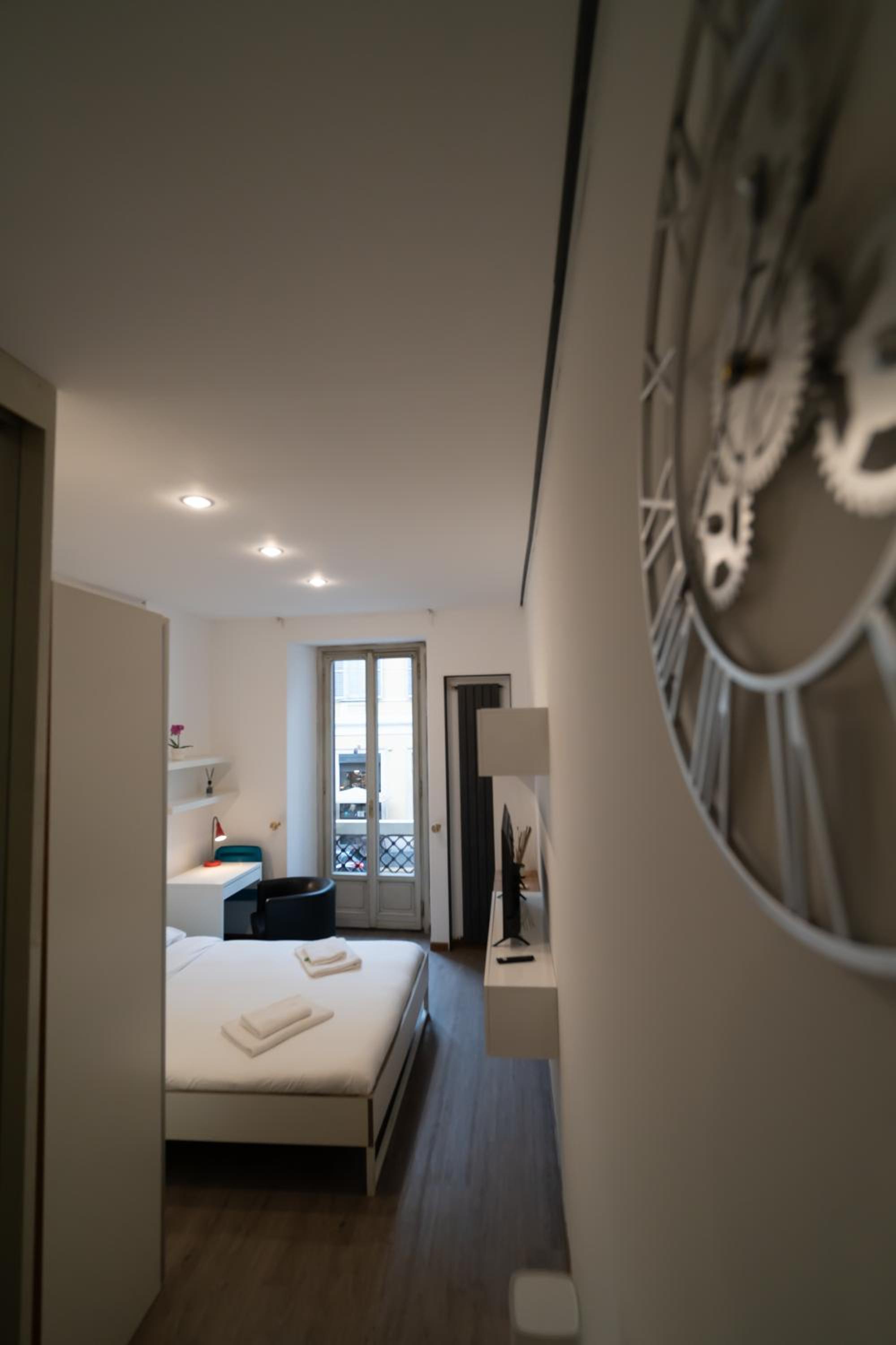 CORSO VENEZIA View with PRIVATE balcony - Corso Venezia Suite