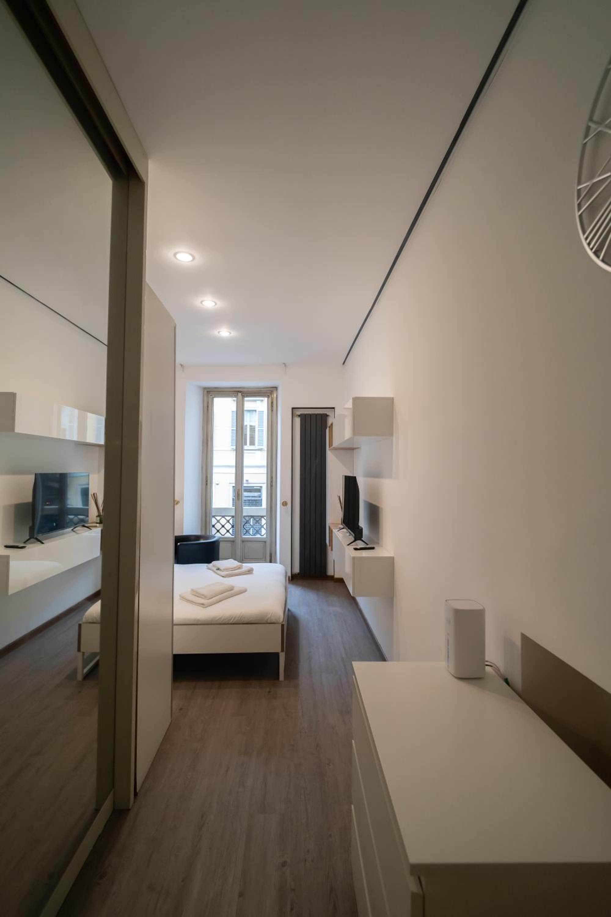 CORSO VENEZIA View with PRIVATE balcony - Corso Venezia Suite
