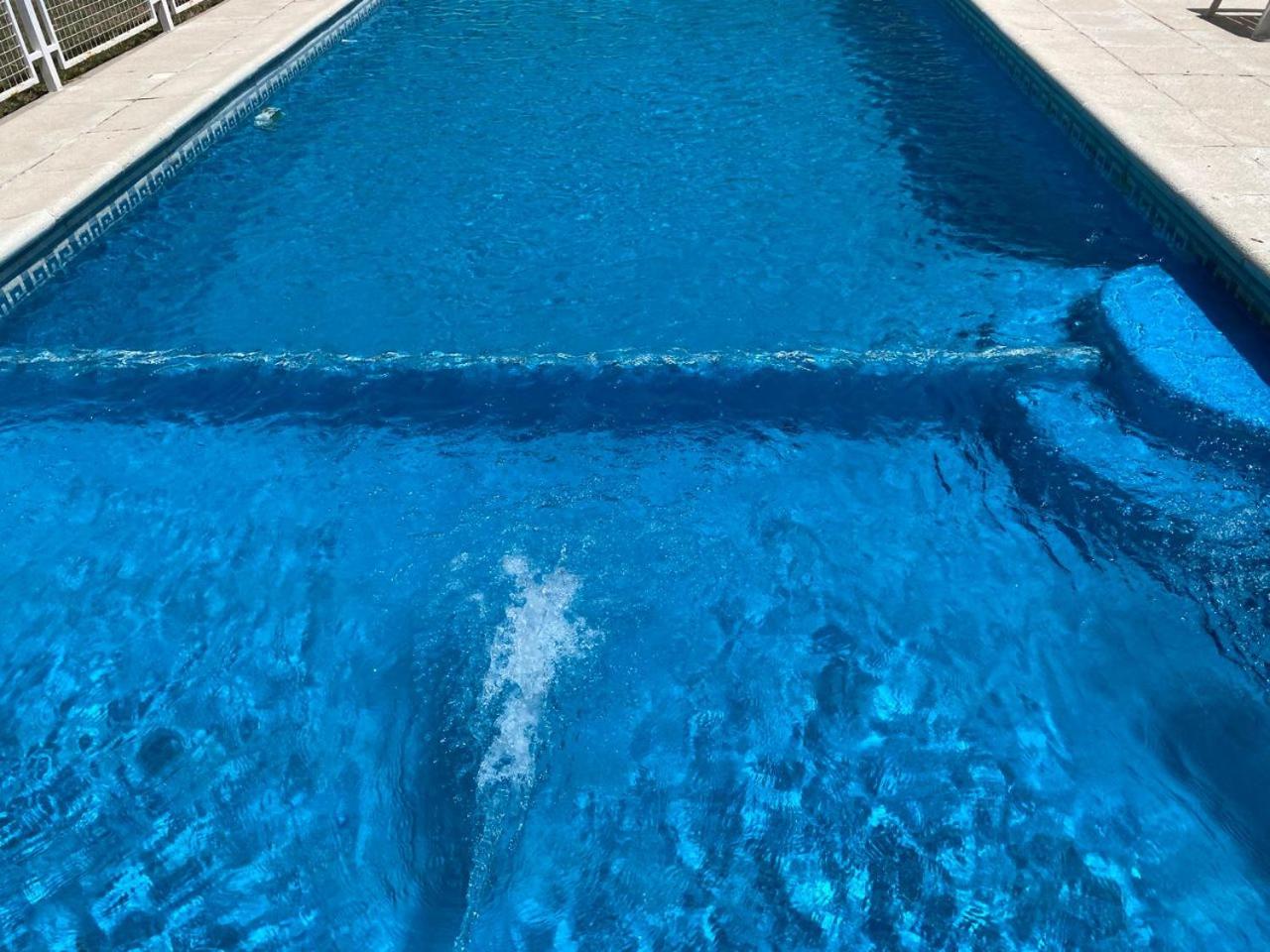 Eluney con piscina Duplexs