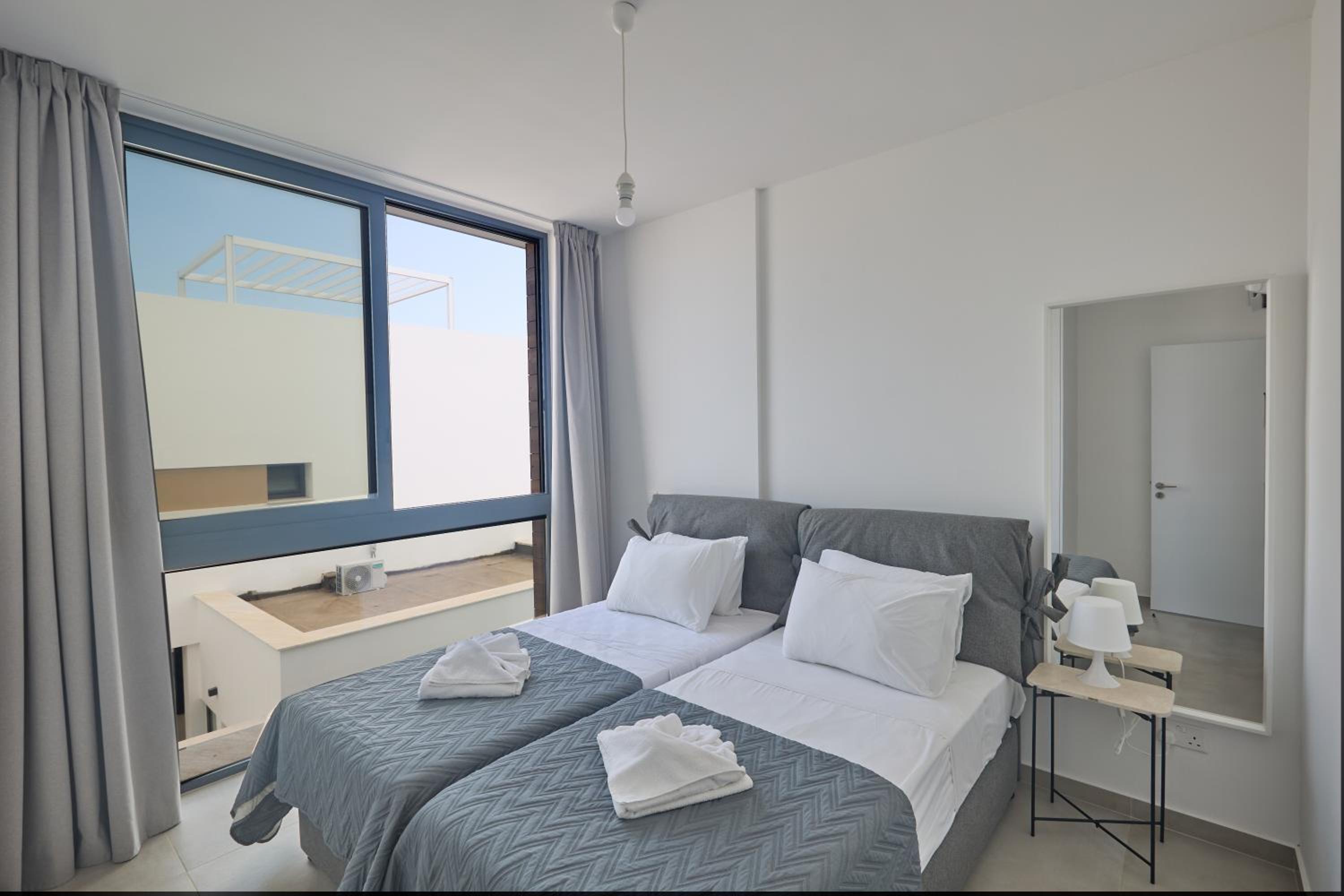 Aqua Pearl Villas