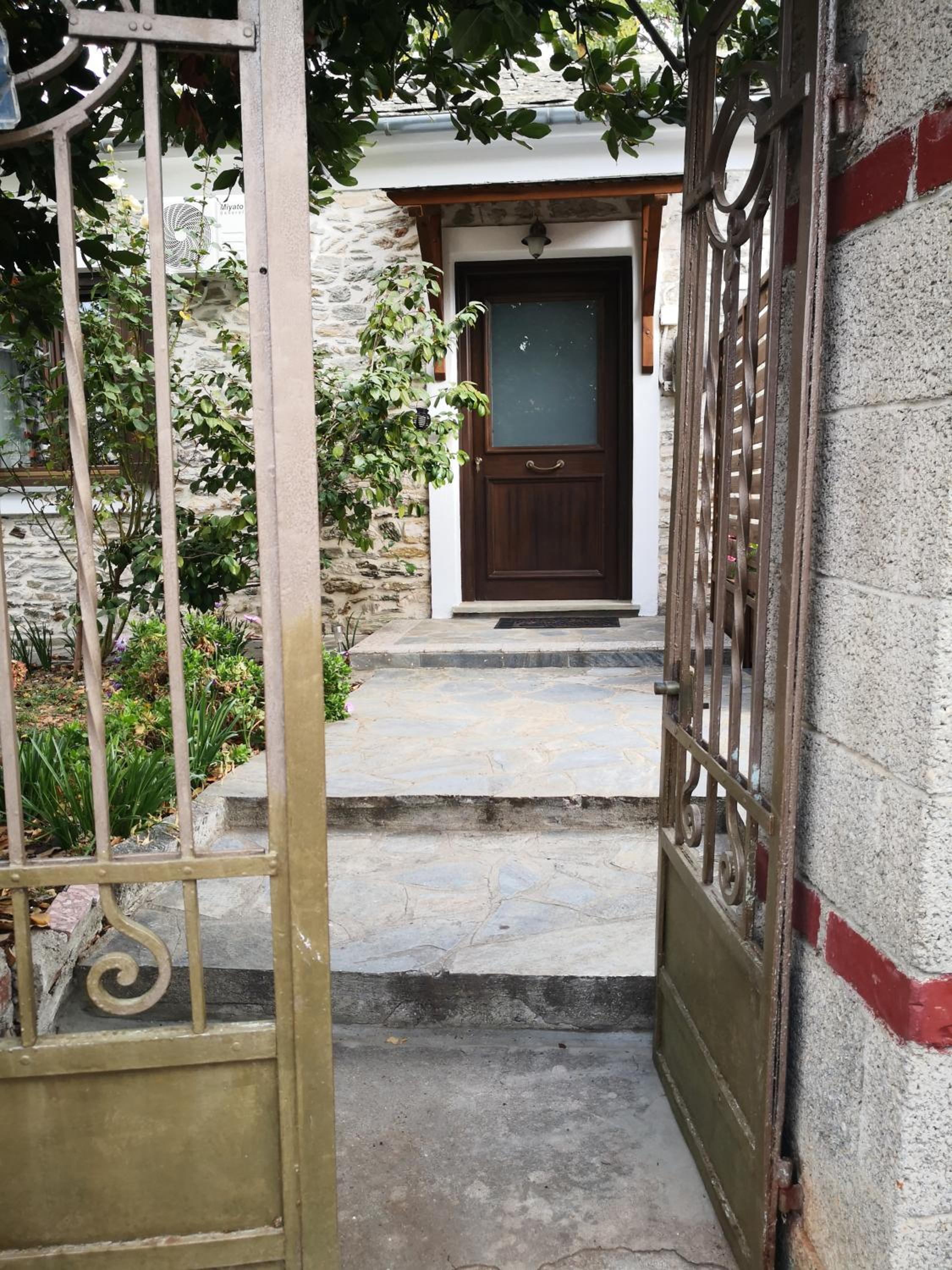 Photo 25