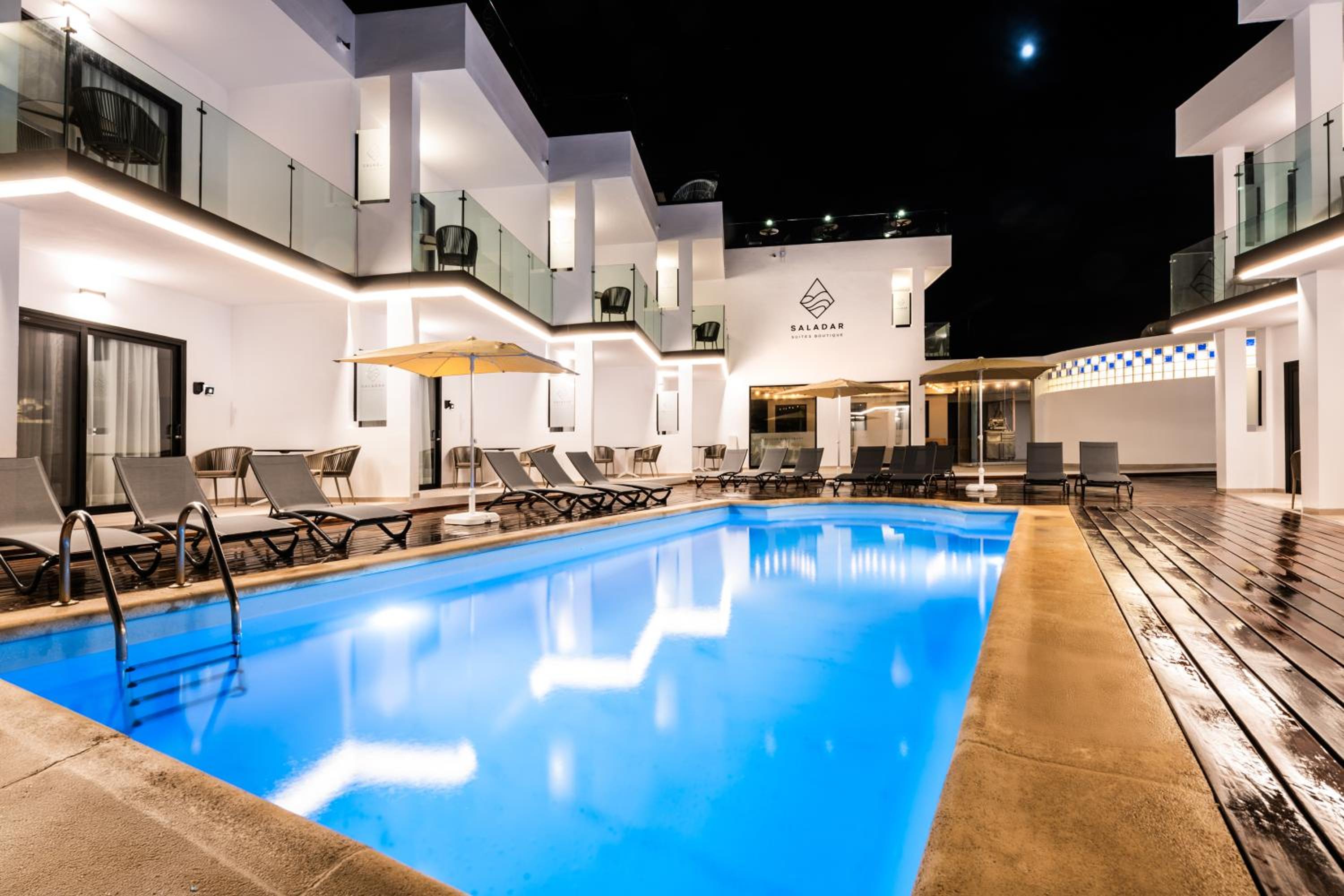 Saladar Suites Boutique