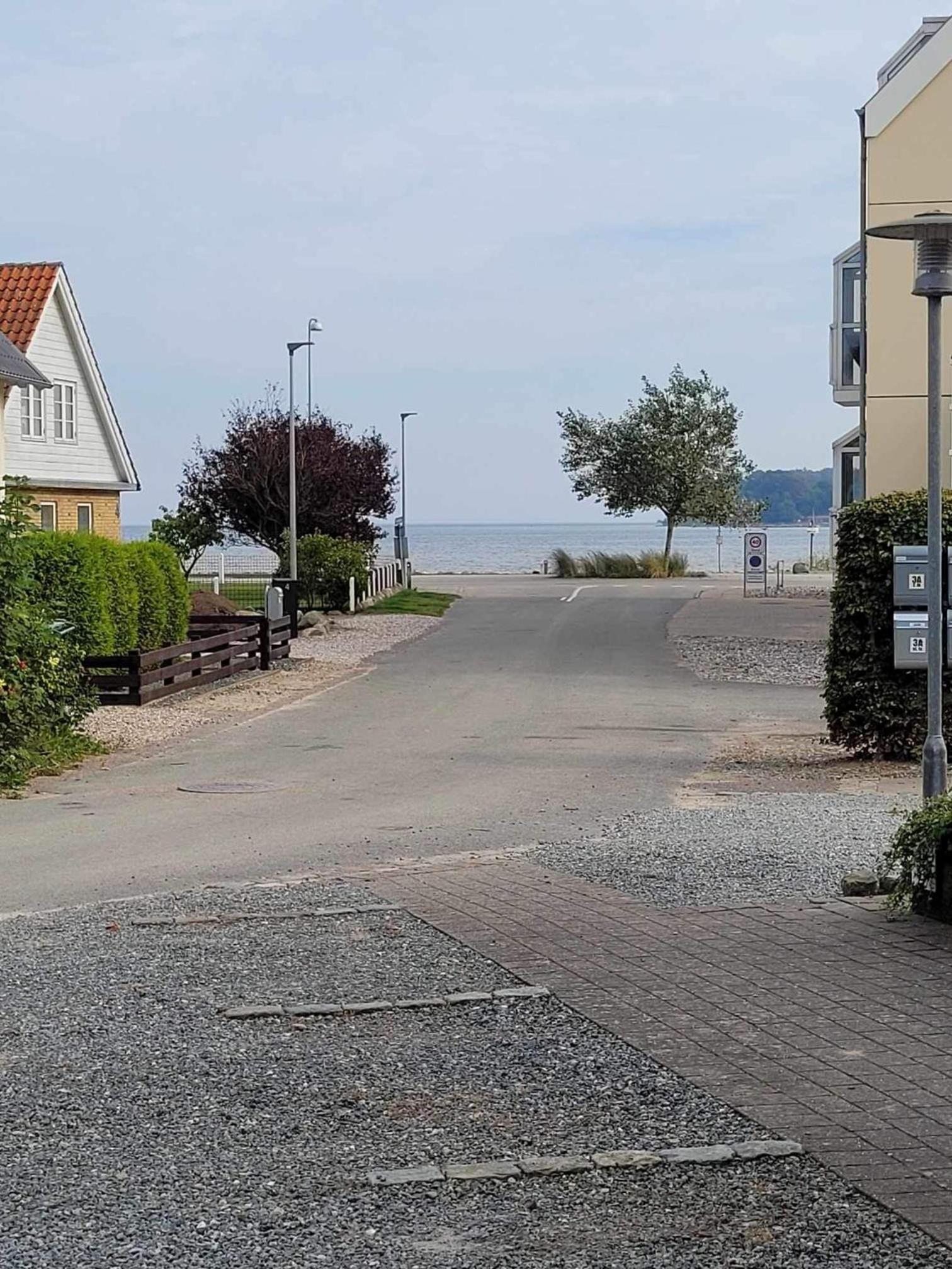 Hejlsminde ferie- og badeby
