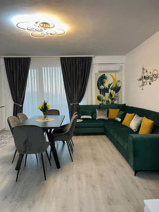 cris residence