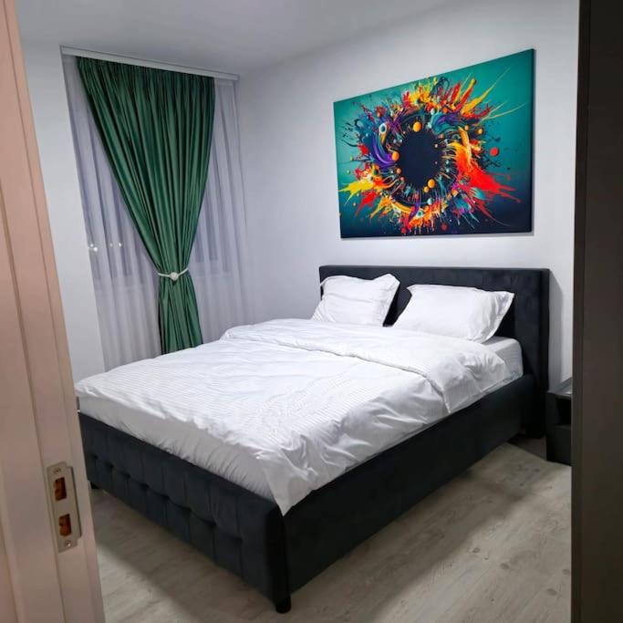 cris residence