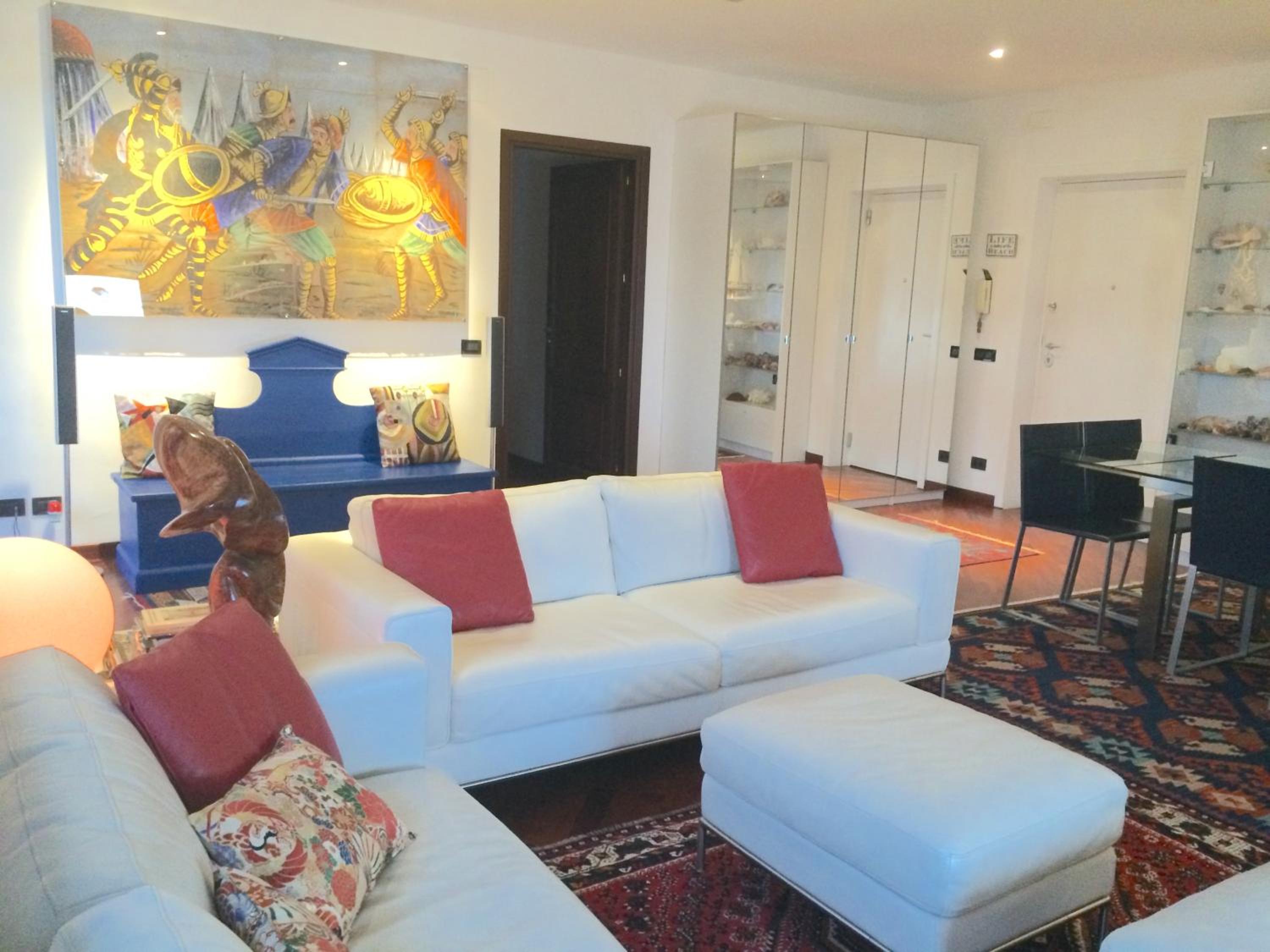 Mondello Luxury Apartment on the Beach