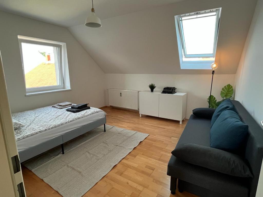 Cozy Studio Apartment