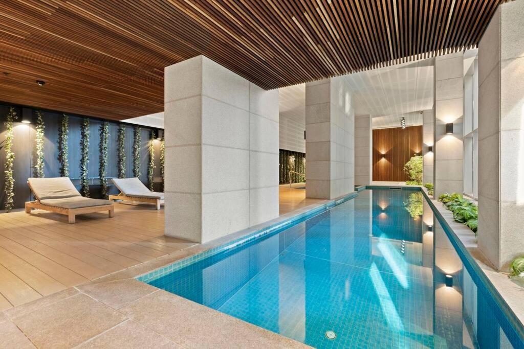 Breathtaking Views in Central Location with Parking