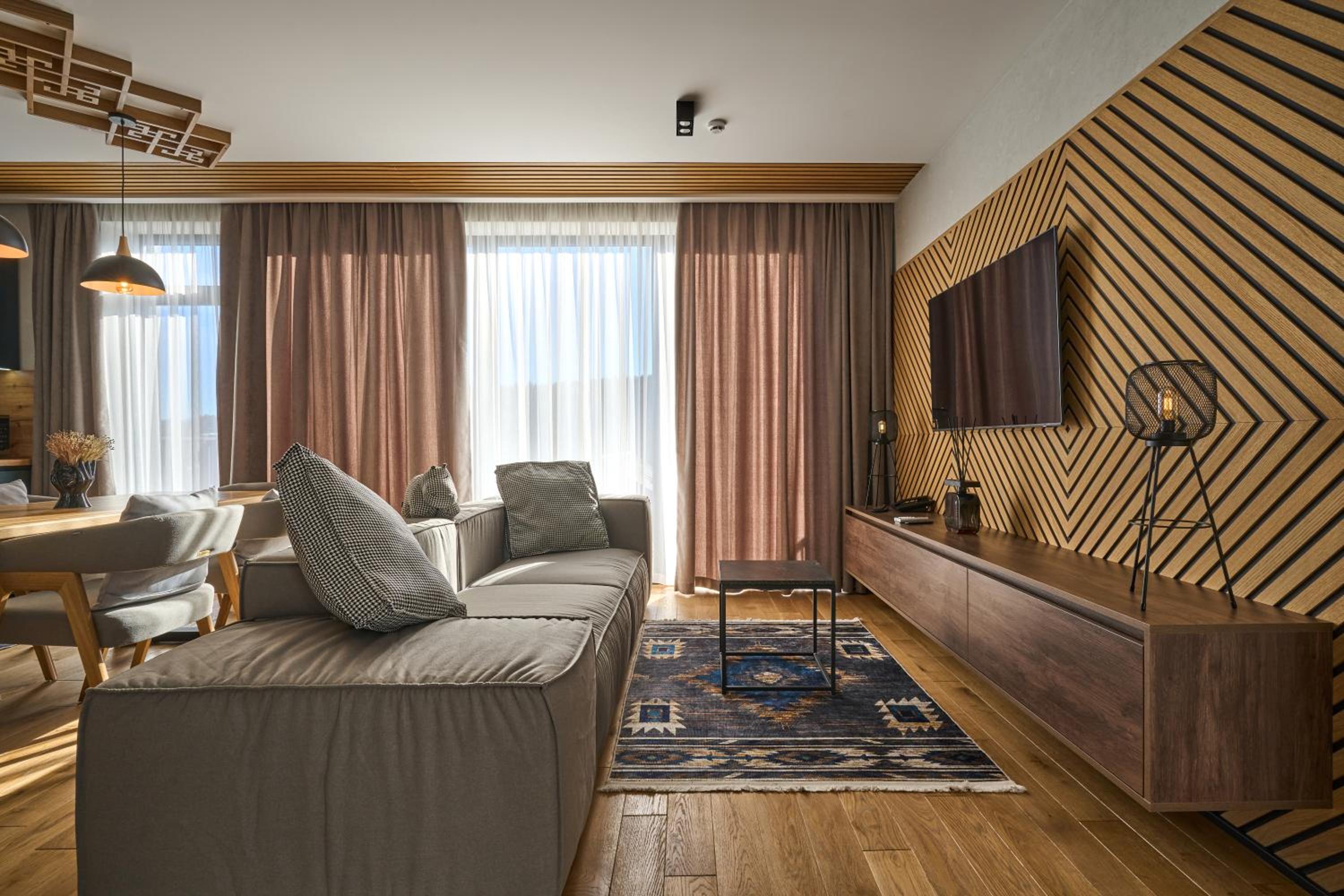 Fomich Residence Guesthouses
