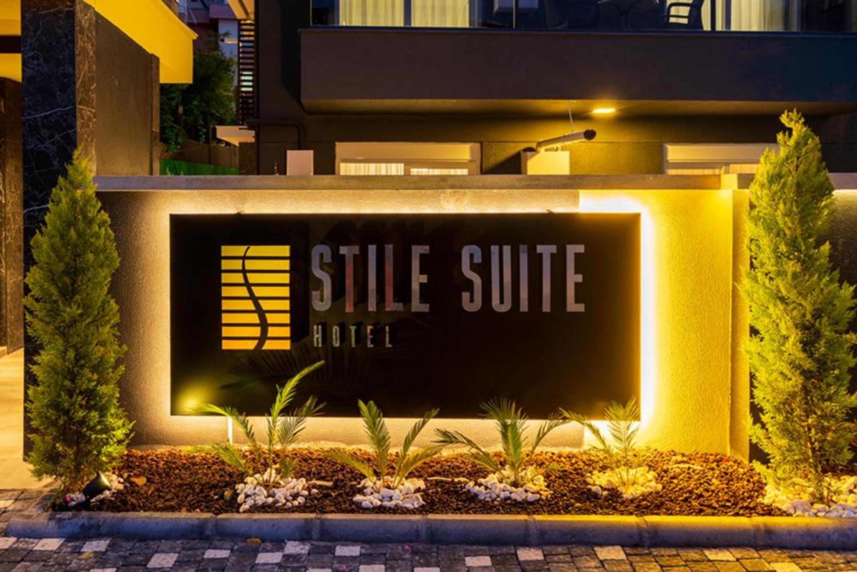 Stile Suite Family Hotel - Image 49