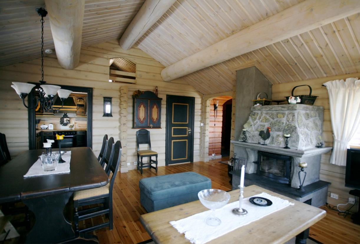 Mountain Getaway With Sauna And Views view 4