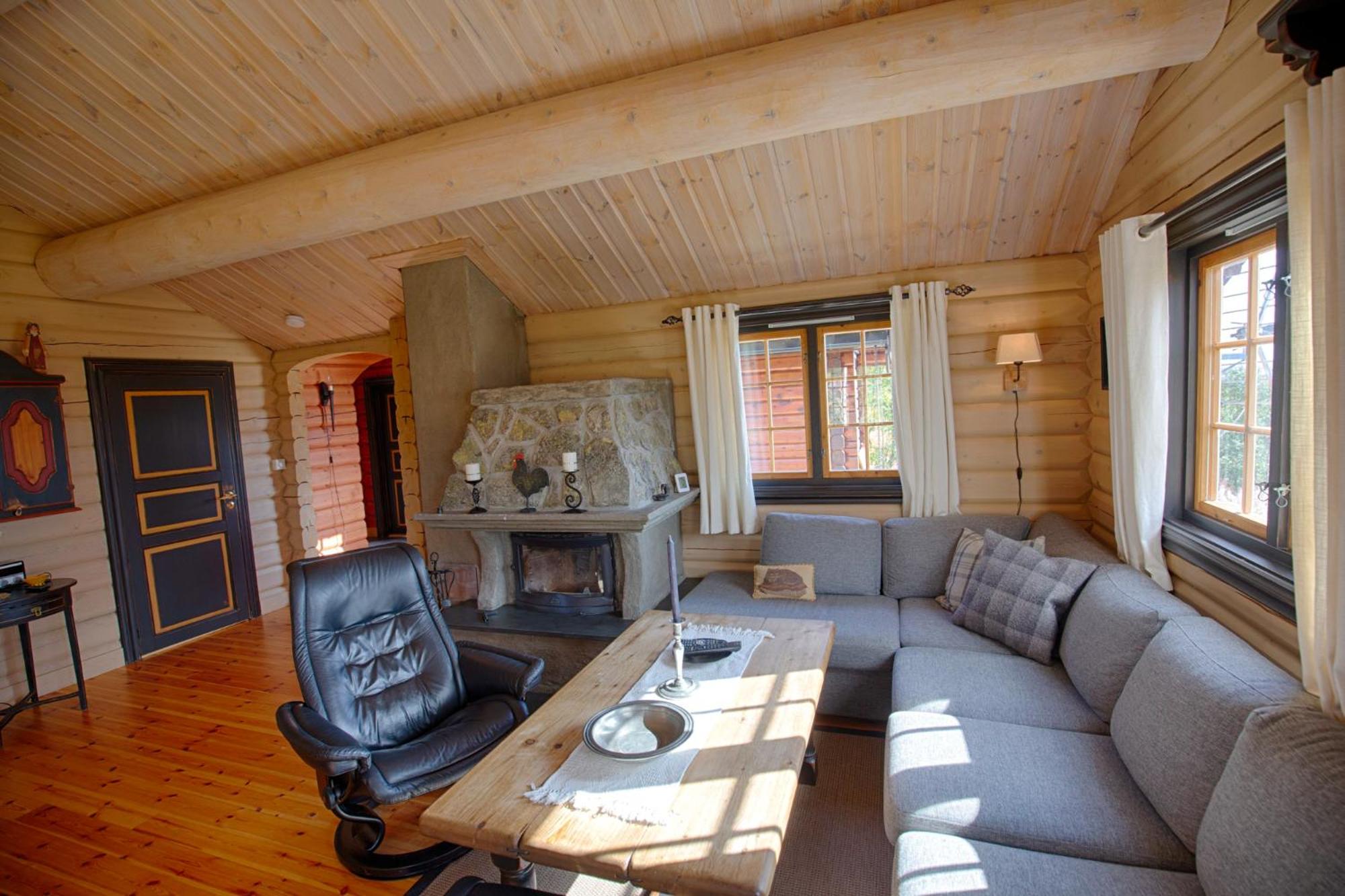Mountain Getaway With Sauna And Views view 2