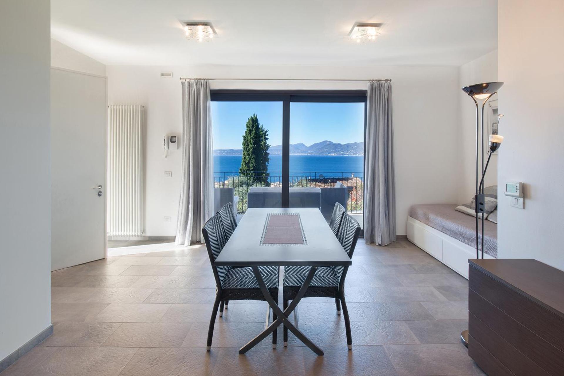 Villa Loncrino - Fine Living view 4