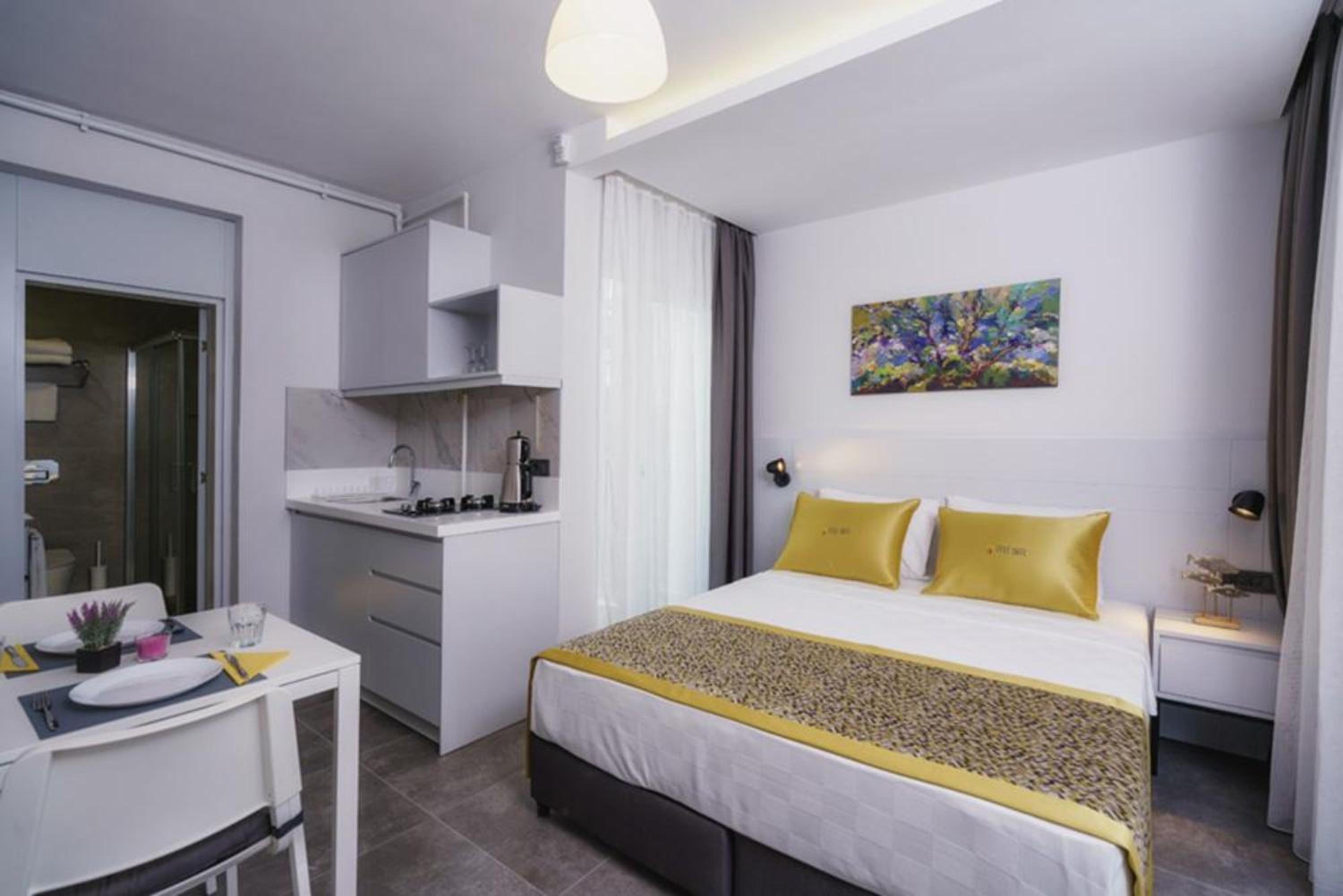 Stile Suite Family Hotel - Image 29