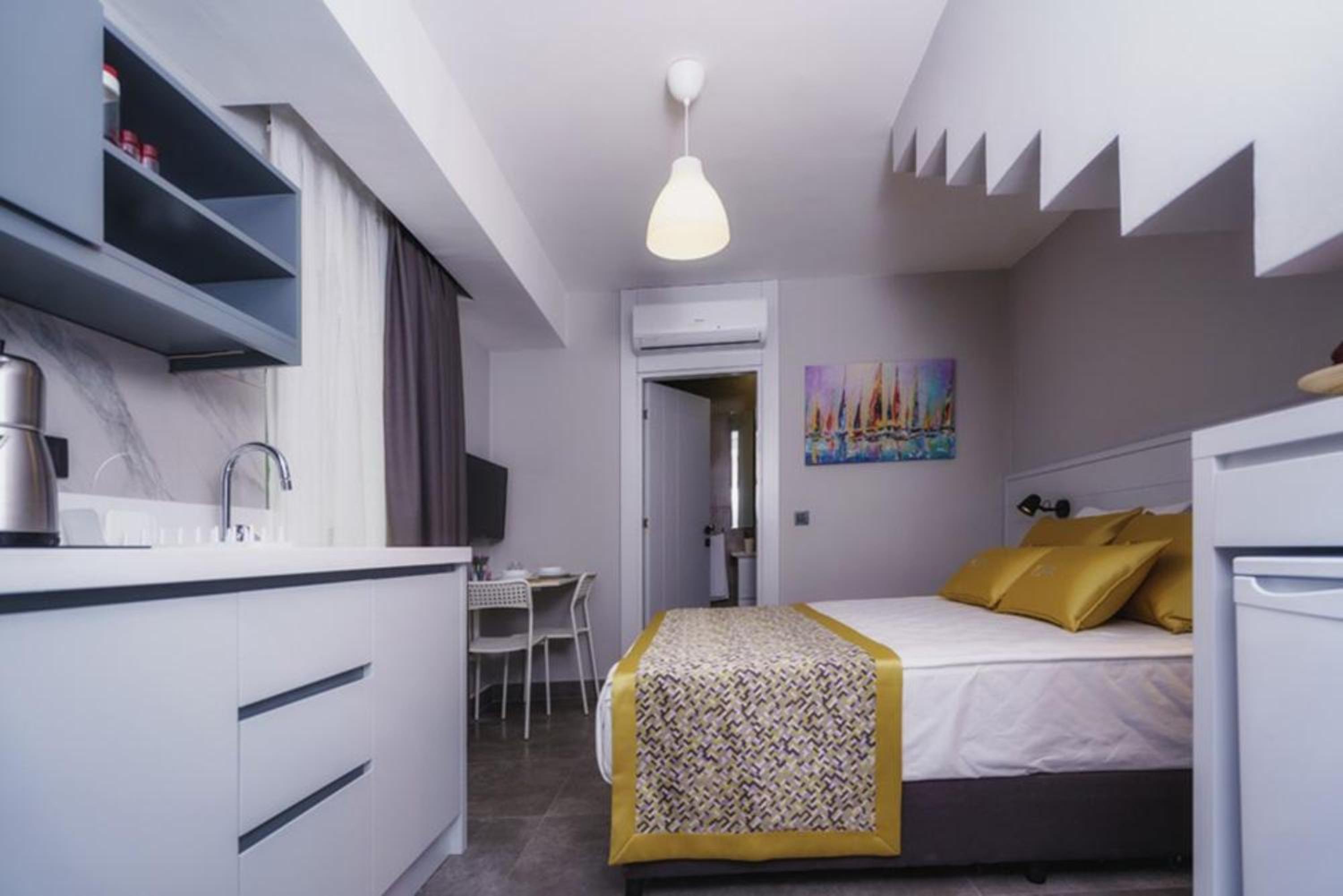 Stile Suite Family Hotel - Image 28