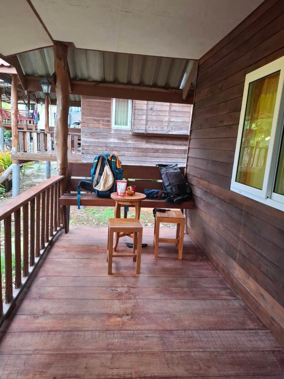 ฟาดิลบังกะโล Fadel bungalow