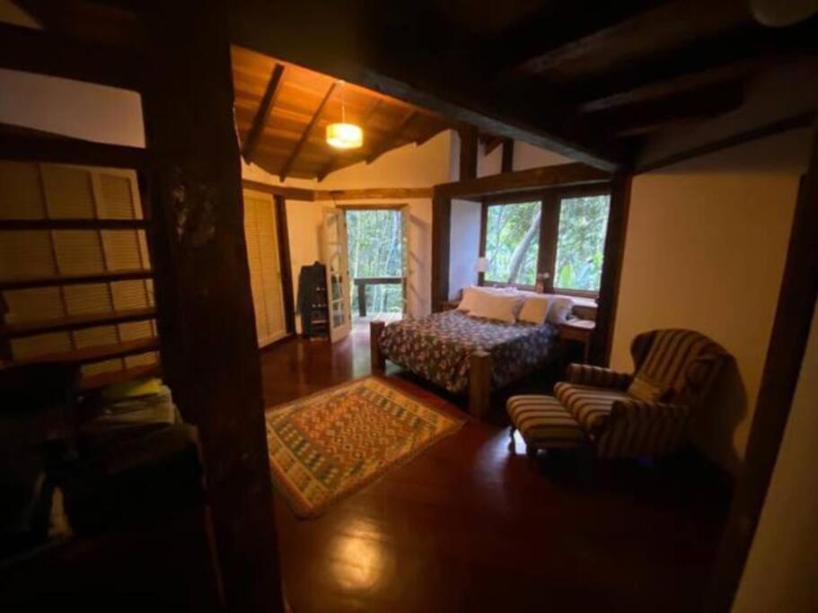 Deliciosa Casa de Campo - Araras, Petrópolis - RJ