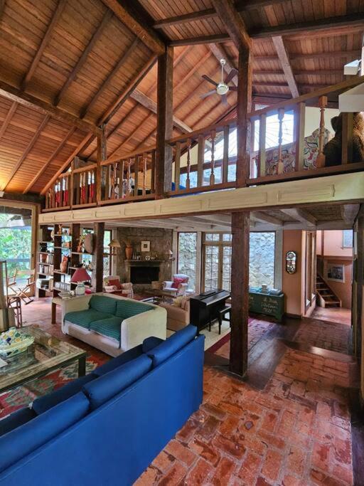 Deliciosa Casa de Campo - Araras, Petrópolis - RJ