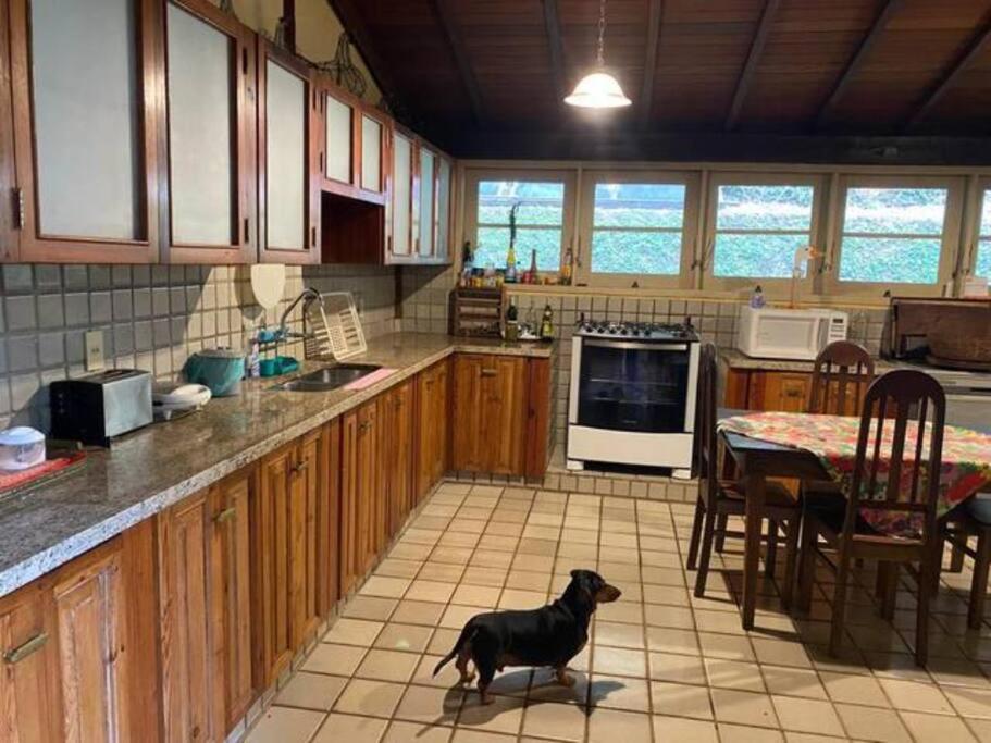 Deliciosa Casa de Campo - Araras, Petrópolis - RJ