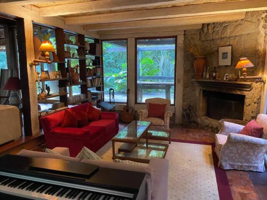 Deliciosa Casa de Campo - Araras, Petrópolis - RJ