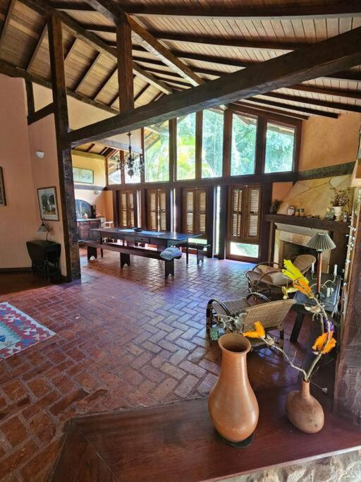 Deliciosa Casa de Campo - Araras, Petrópolis - RJ
