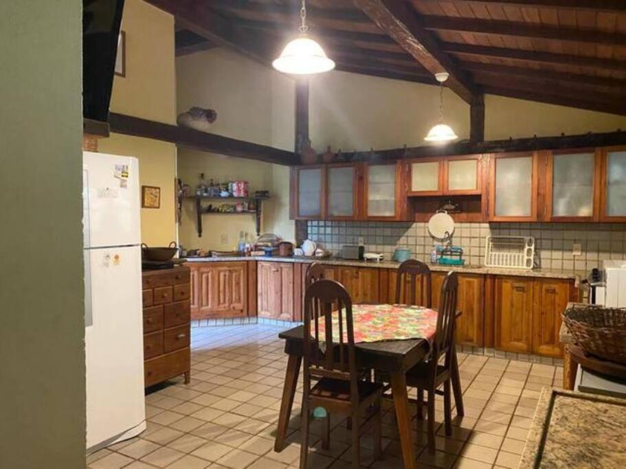 Deliciosa Casa de Campo - Araras, Petrópolis - RJ