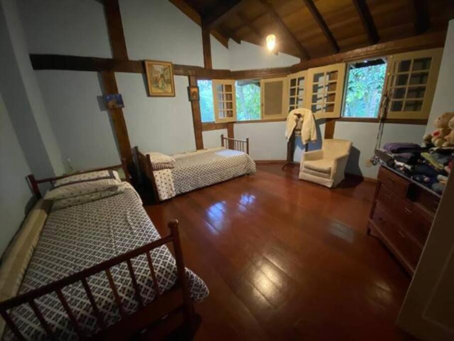 Deliciosa Casa de Campo - Araras, Petrópolis - RJ