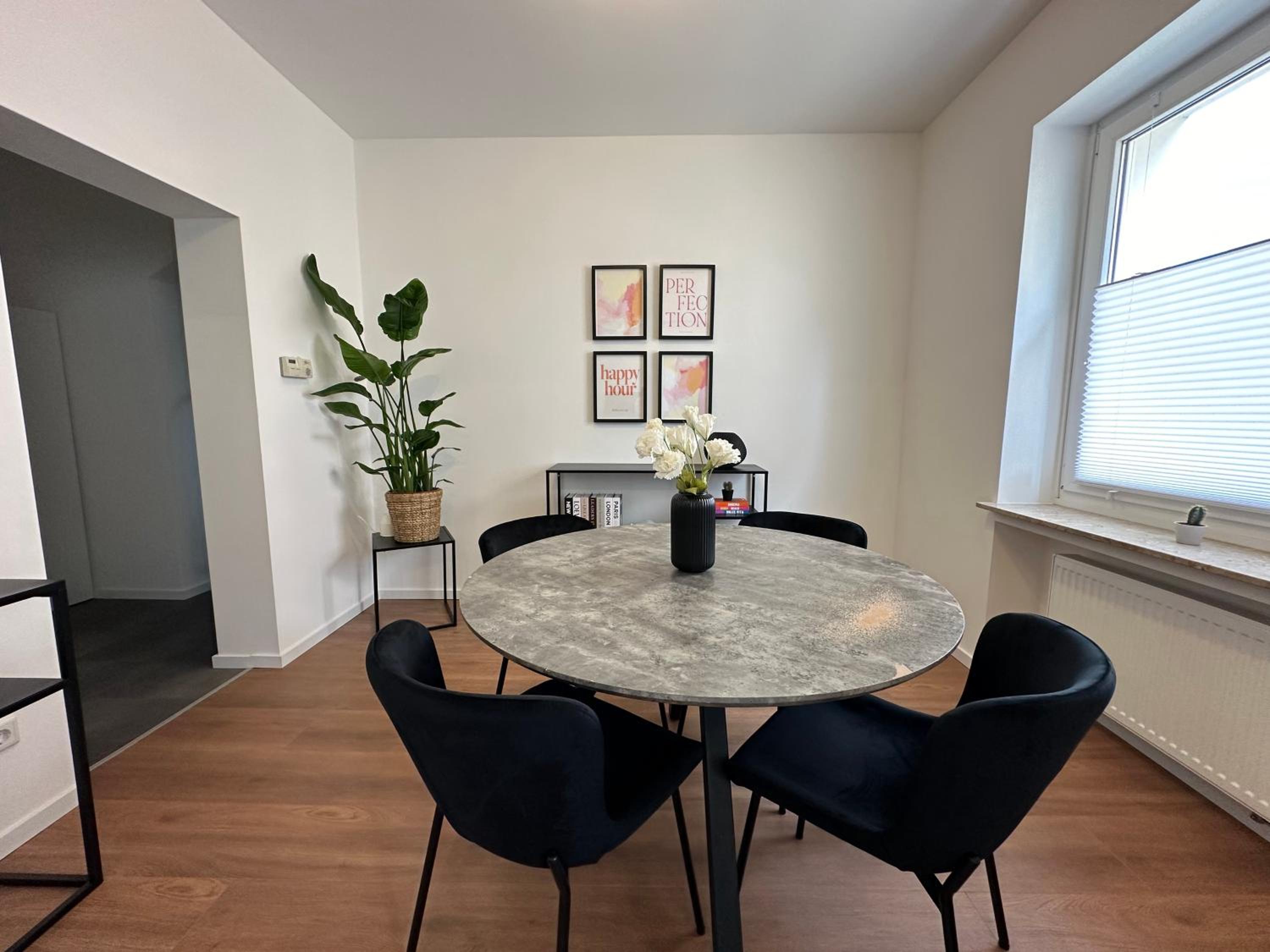 SHINY HOMES - Urban Chic Apartment near City Center