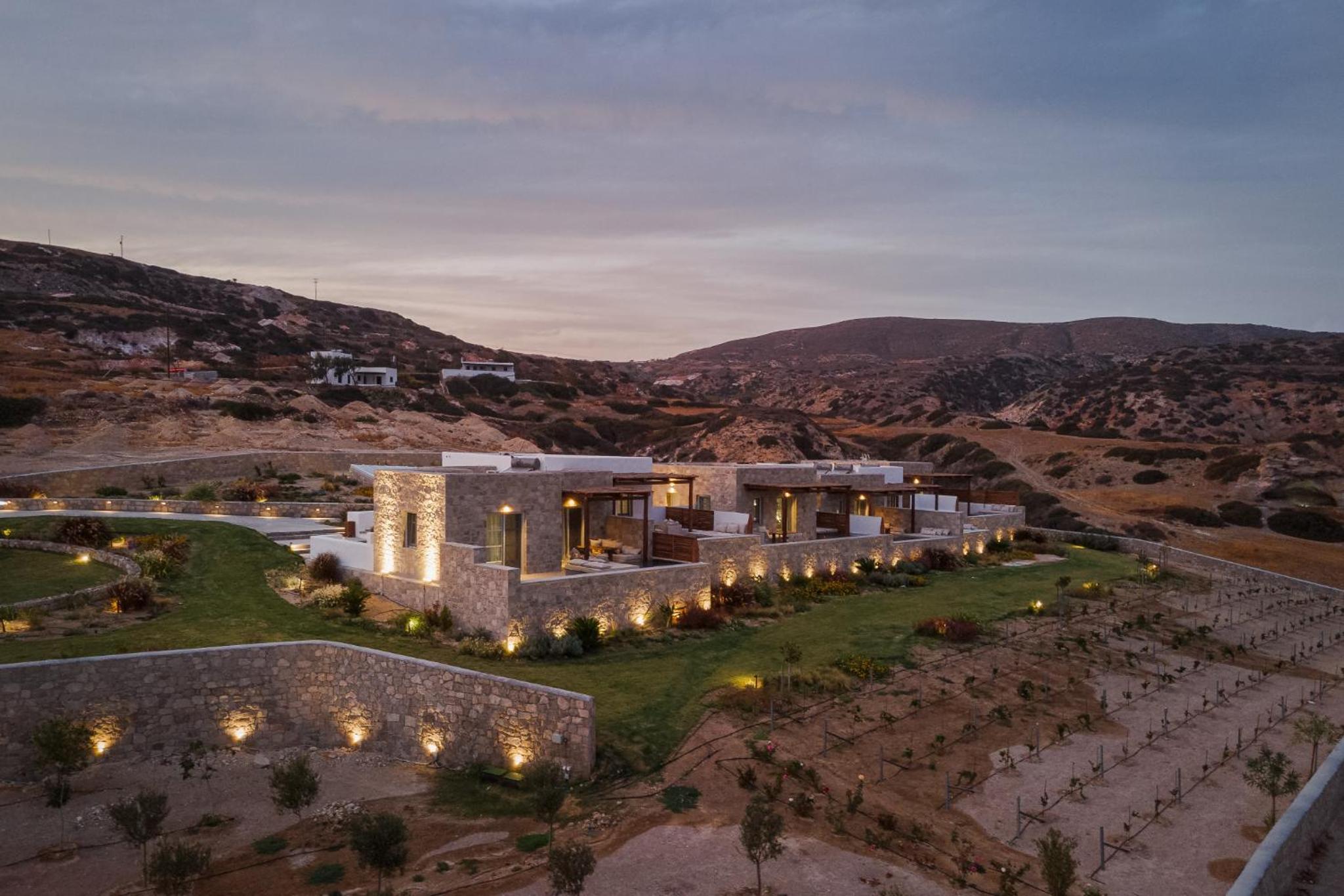 Horizon Suites Milos