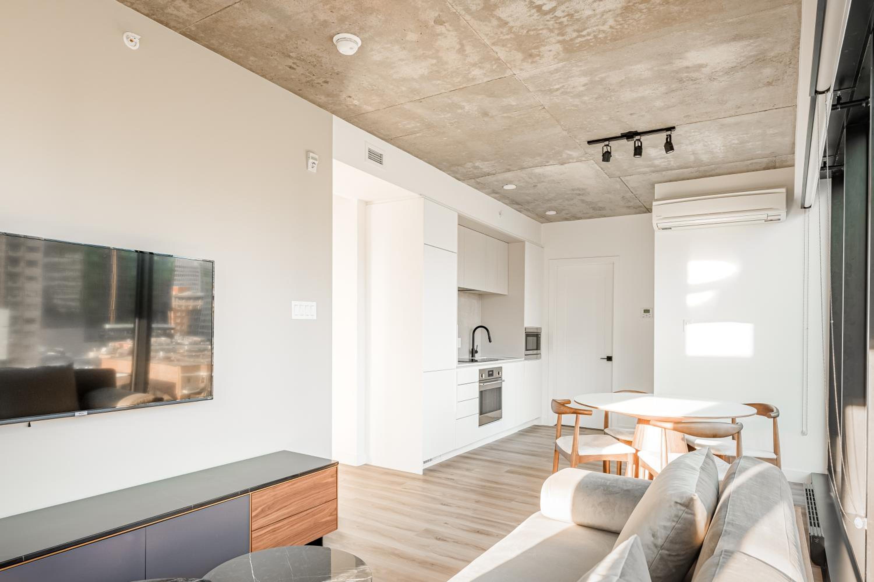 Le Mont Apartments