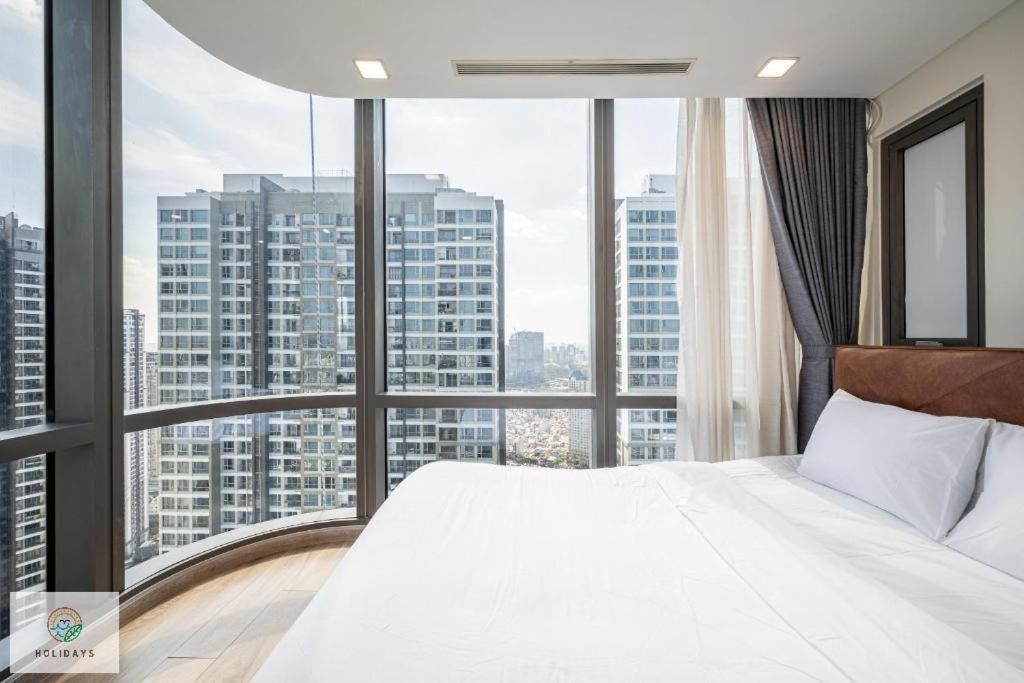 Landmark 81 Holiday Inn