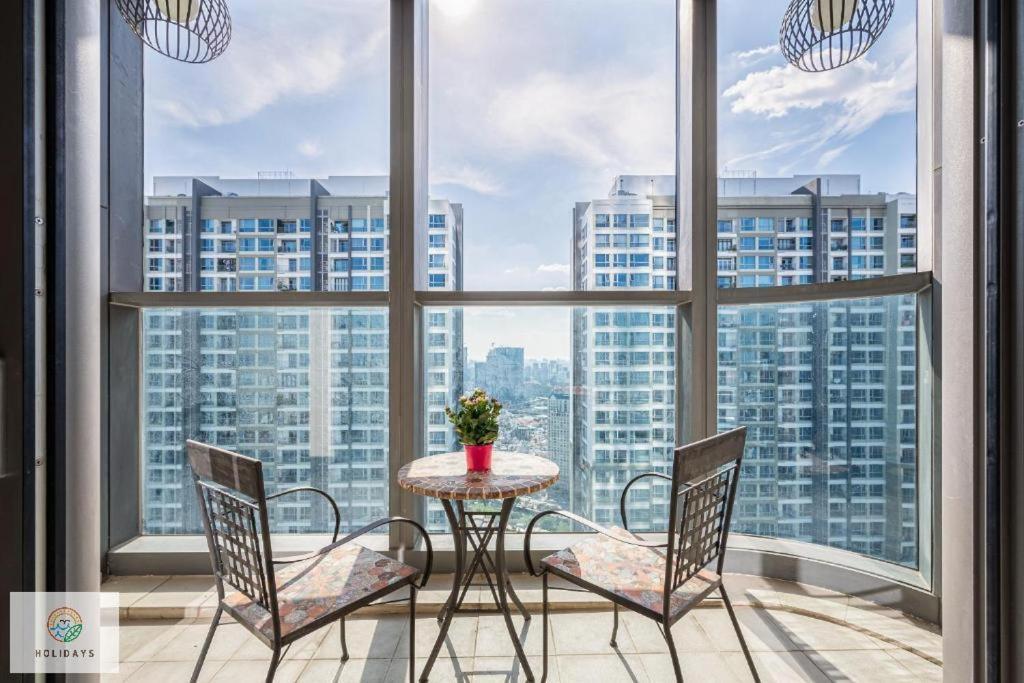 Landmark 81 Holiday Inn