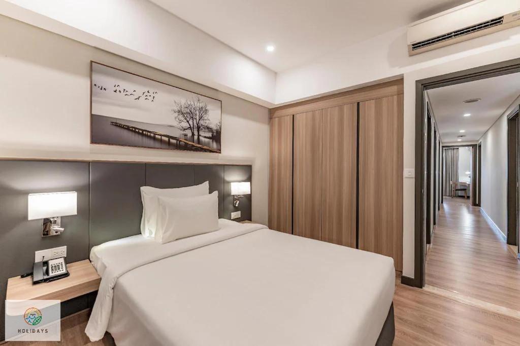 Landmark 81 Holiday Inn