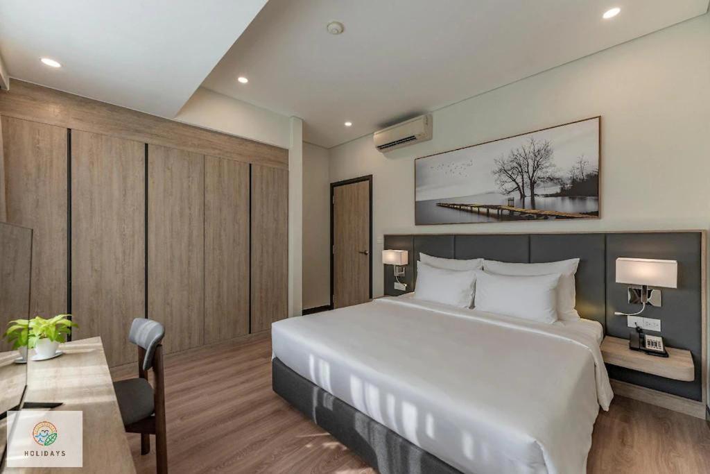 Landmark 81 Holiday Inn