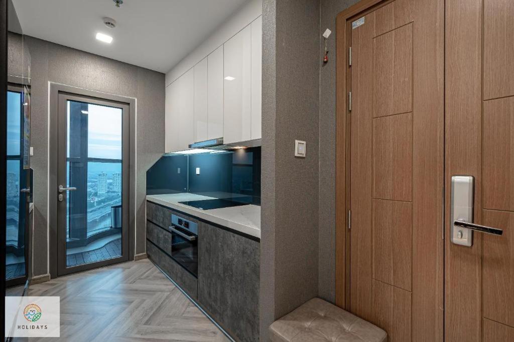 Landmark 81 Holiday Inn